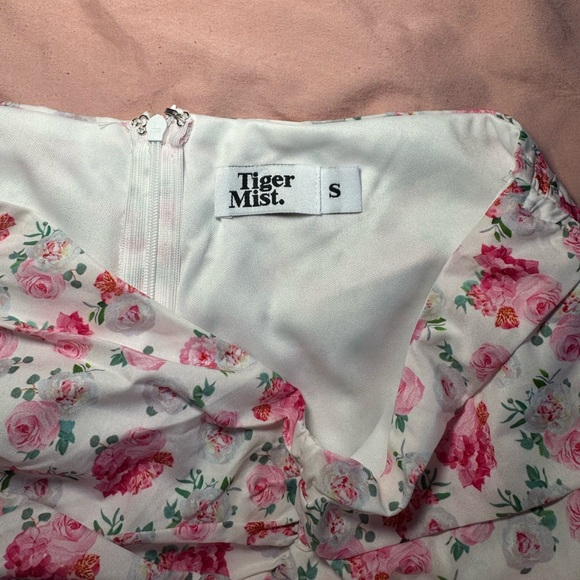 Tiger Mist Pink Rose Print High-Waist Shorts - Picture 4 of 5